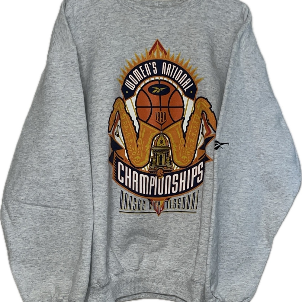 Vintage 1998 and NCAA Gray Graphic Men's Sweater DMX  Reebok 2XL Baggy Crewneck